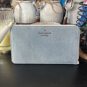 kate spade Light Blue Denim Wristlet Clutch NWT